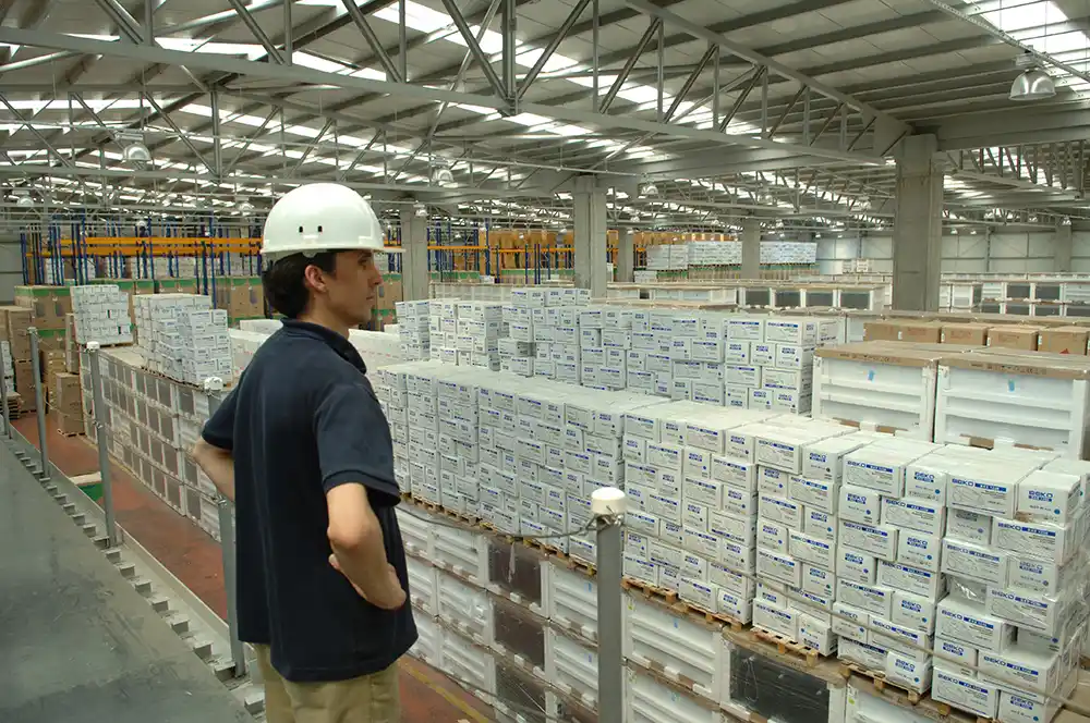 2010-2011 Warehouse and Warehouse / Çayırova - Orhanlı